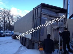 Mööblivedu, kauba vedu, kauba transport, kolimisteenus Tallinnas, kolimine, kolimisfirma www.uksestukseni.ee